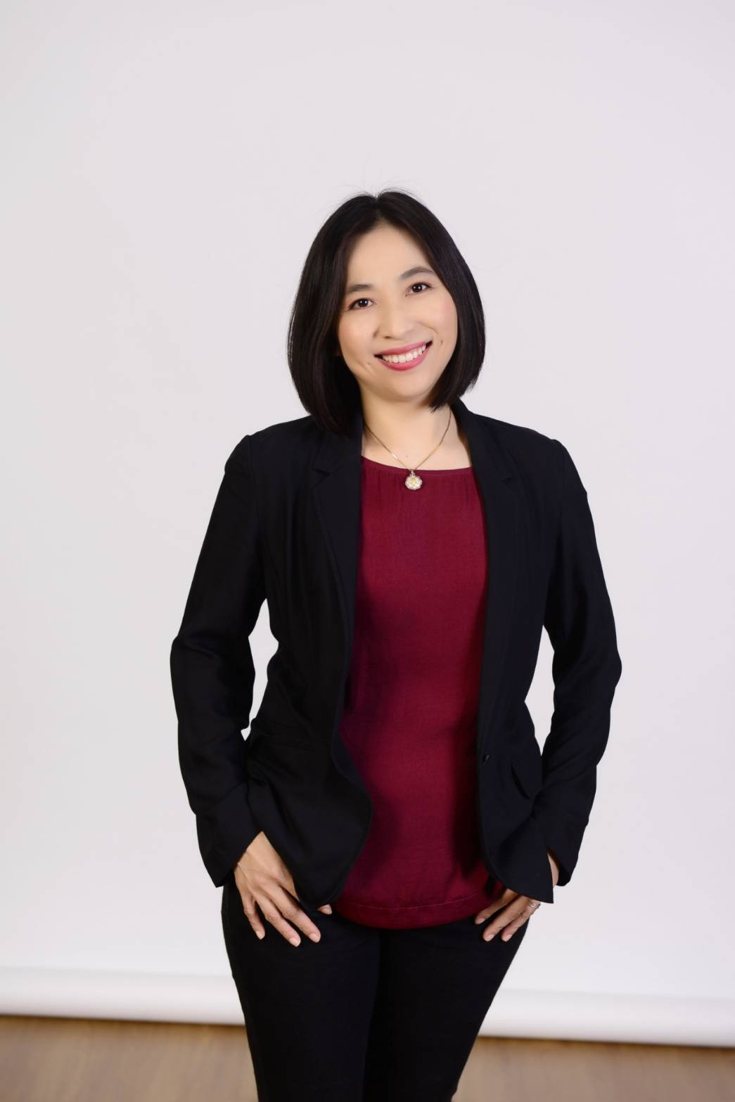 ผู้ช่วยศาสตราจารย์ ดร.กนกกาญจน์ จิรกุลสมโชค