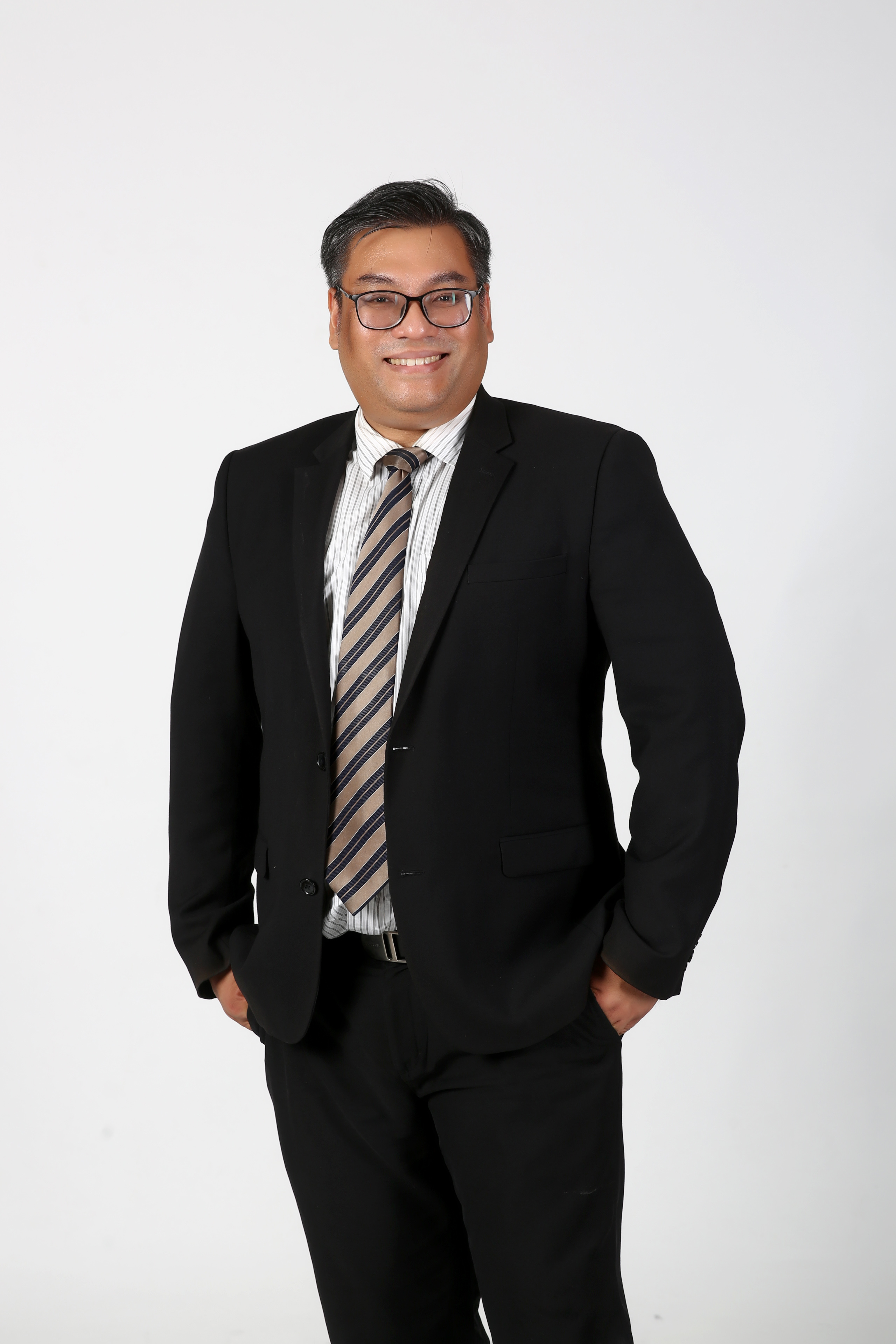 ผู้ช่วยศาสตราจารย์ ดร.ปิติณัตต์ ตรีวงศ์