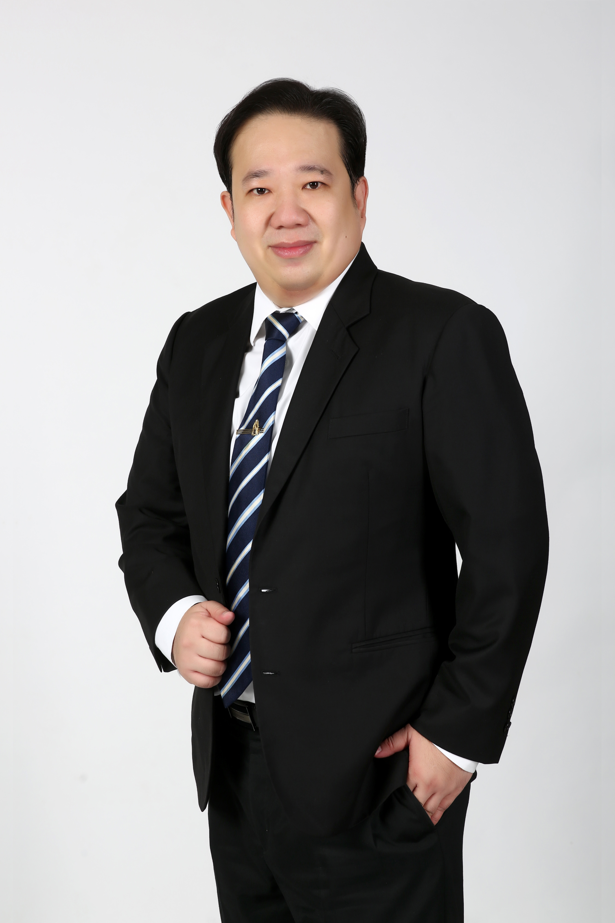 ผู้ช่วยศาสตราจารย์ ดร.วริษฐ์ ธรรมศิริโรจน์