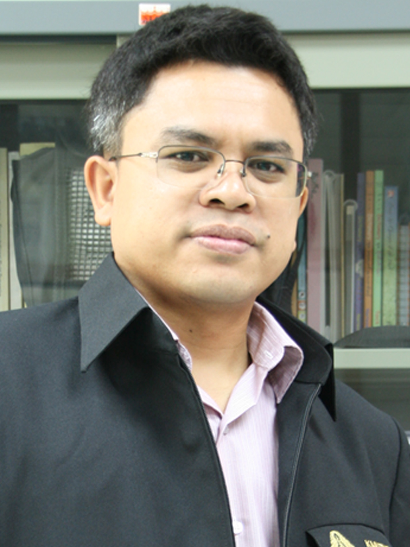 รศ.ดร.บุญลือ สวัสดิ์มงคล