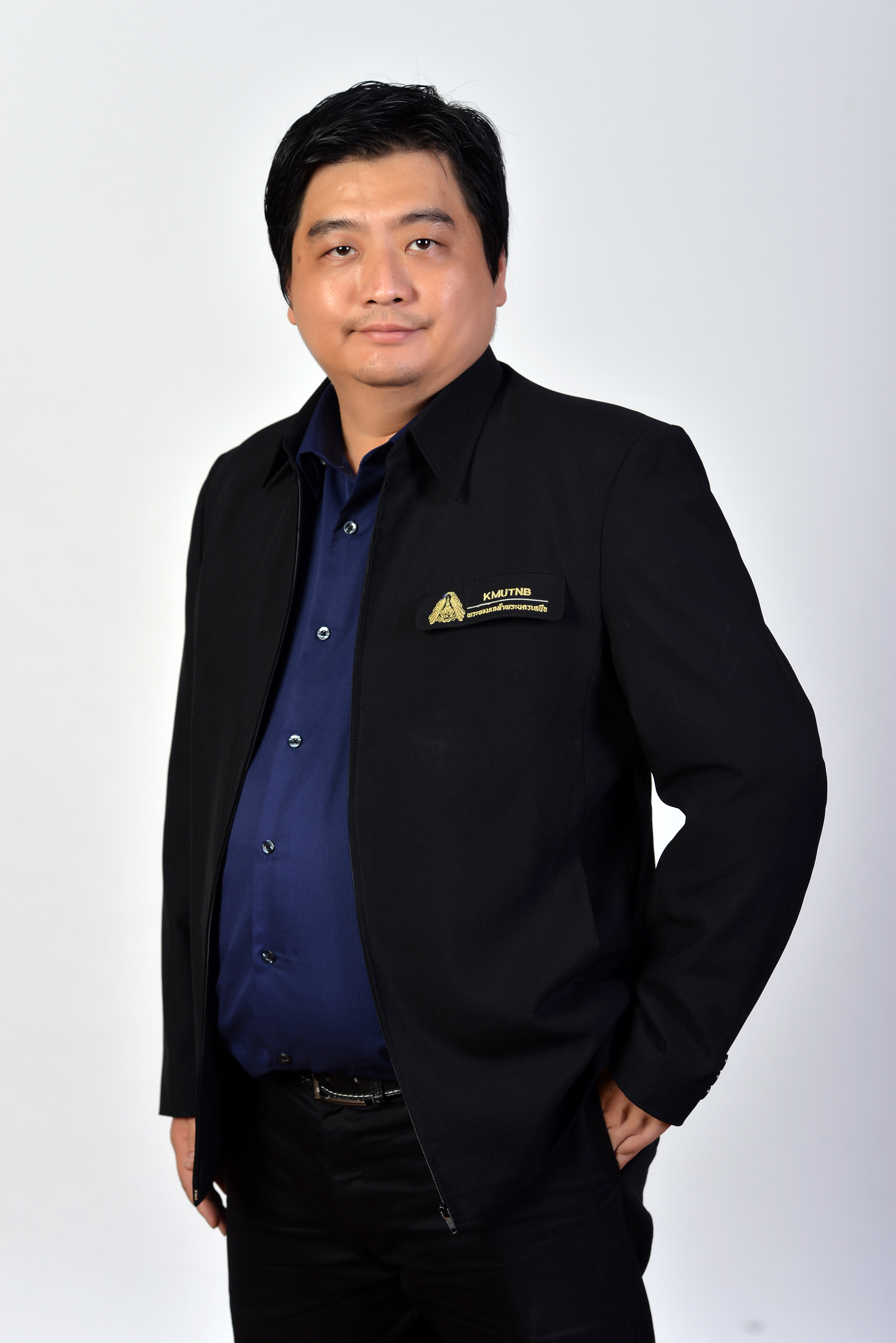 อาจารย์มงคล แดงสุนทรชัย